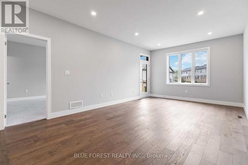 2232 Evans Boulevard, London, ON - Indoor Photo Showing Other Room