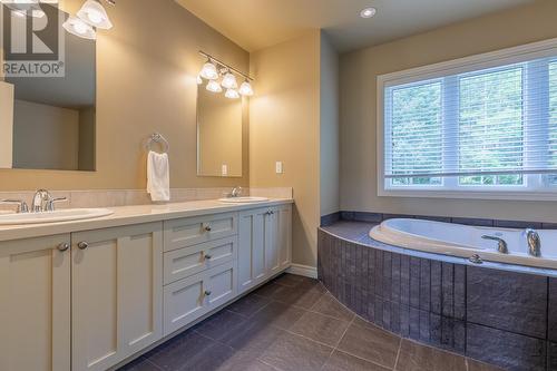 73 Mountain View Drive, Humber Valley Resort, NL - Indoor Photo Showing Bathroom