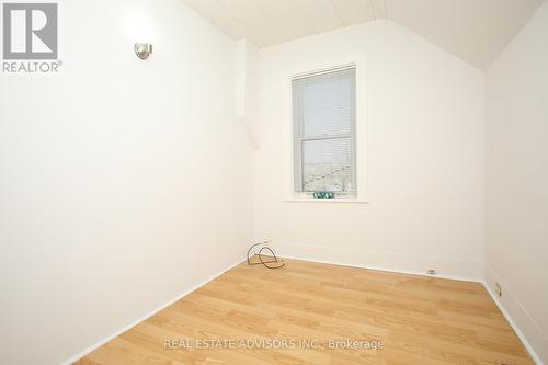 7 Elizabeth Street, Innisfil (Cookstown), ON - Indoor Photo Showing Other Room