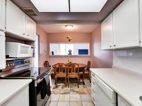 506-3151 Bridletowne Circ, Toronto, ON - Indoor Photo Showing Kitchen