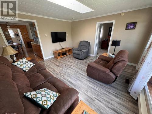 1 Monroe Drive, Glenwood, NL - Indoor Photo Showing Living Room