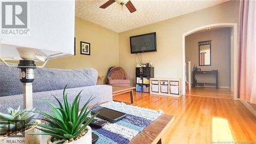 311 Goderich, Dalhousie, NB - Indoor Photo Showing Living Room