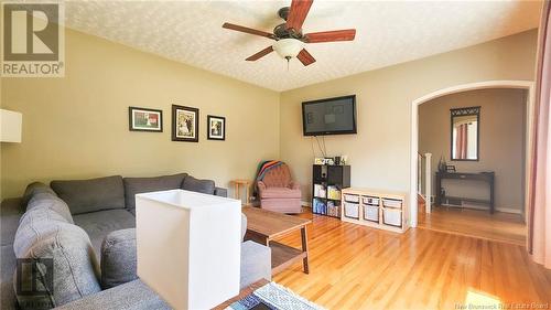 311 Goderich, Dalhousie, NB - Indoor Photo Showing Living Room