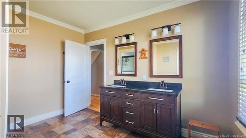 311 Goderich, Dalhousie, NB - Indoor Photo Showing Bathroom