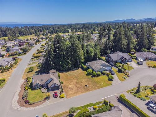 530 Sandwedge Close, Qualicum Beach, BC 