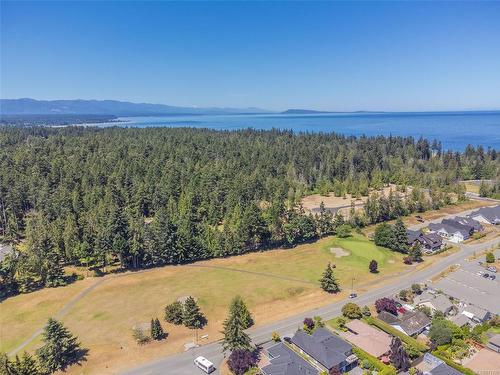 530 Sandwedge Close, Qualicum Beach, BC 