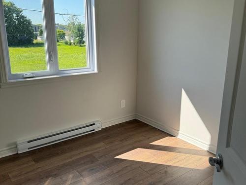 Bedroom - 19 Rue Bowron, Huntingdon, QC - Indoor Photo Showing Other Room