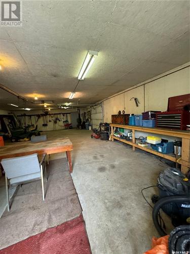 36 1St Street E, Weekes, SK - Indoor Photo Showing Garage