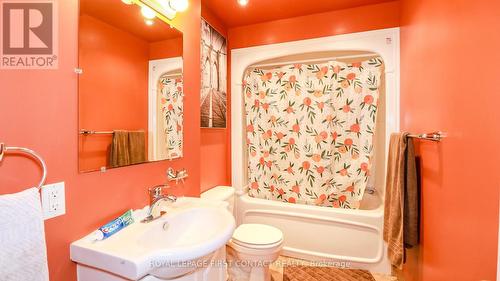 31 Allsop Crescent, Barrie (Holly), ON - Indoor Photo Showing Bathroom