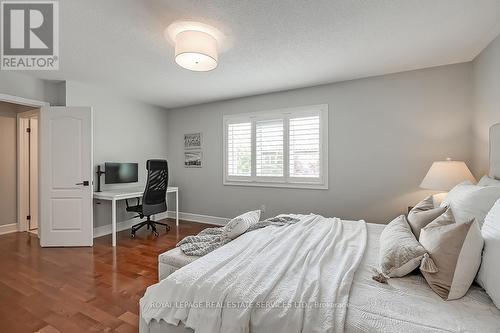 2284 Foxhole Circle, Oakville (West Oak Trails), ON - Indoor Photo Showing Bedroom