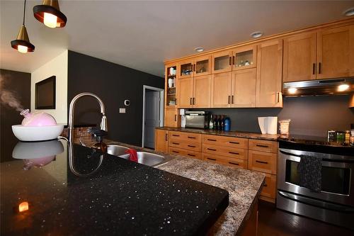 222 Bicknell Boulevard, Russell, MB - Indoor Photo Showing Kitchen With Double Sink