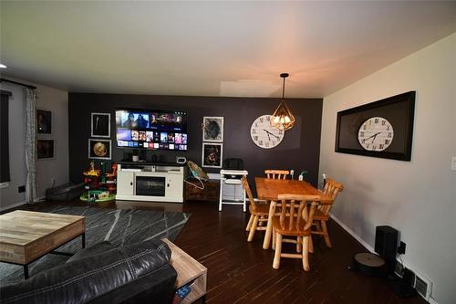 222 Bicknell Boulevard, Russell, MB - Indoor Photo Showing Dining Room