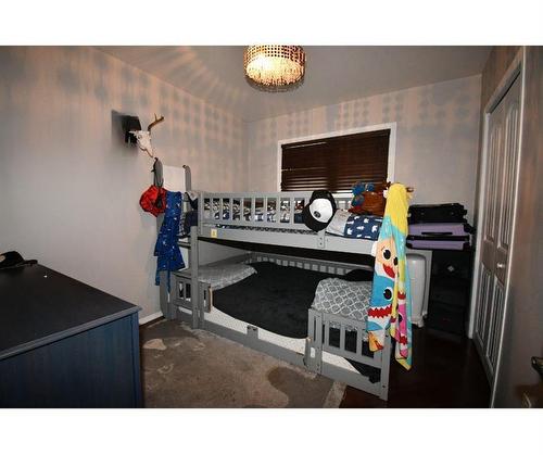 222 Bicknell Boulevard, Russell, MB - Indoor Photo Showing Other Room