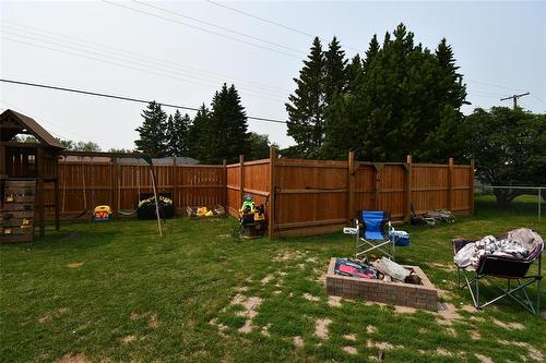 222 Bicknell Boulevard, Russell, MB - Outdoor With Backyard