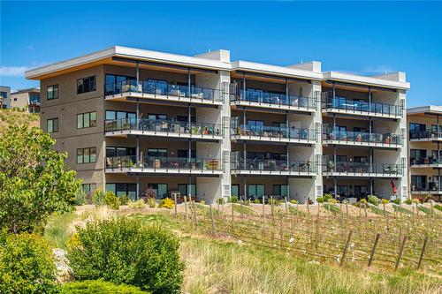 331-300 Vista Park, Penticton, BC - Outdoor