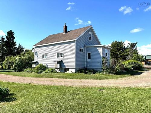 220 Willow Street, Parrsboro, NS 