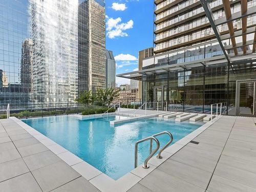 Pool - 3307-720 Rue St-Jacques, Montréal (Ville-Marie), QC - Outdoor With In Ground Pool