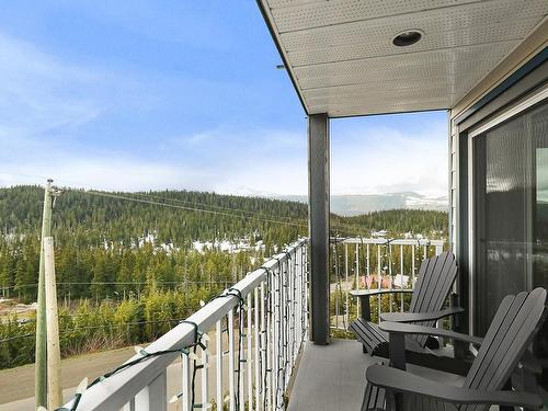 212-1320 Henry Rd, Courtenay, BC - Outdoor With View With Exterior