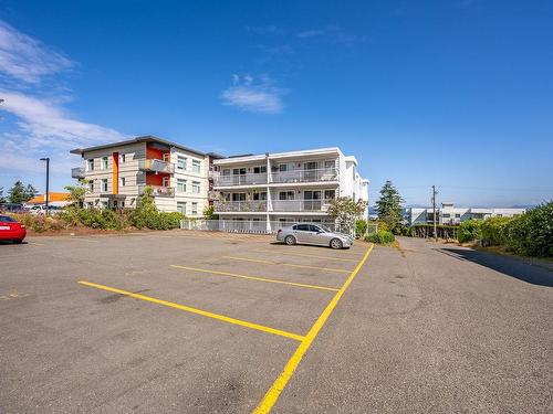 202-501 9Th Ave, Campbell River, BC - Outdoor With Balcony