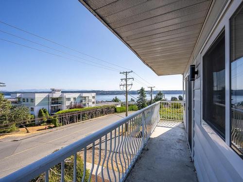 202-501 9Th Ave, Campbell River, BC - Outdoor With Body Of Water With Balcony With Exterior