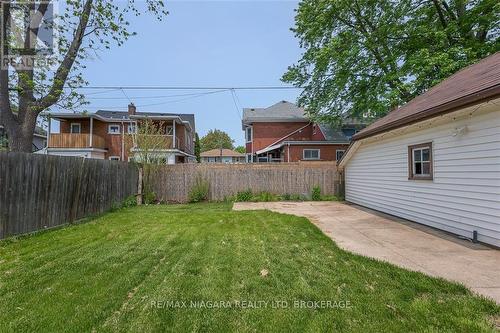 20 Randolph Street, Welland, ON - Outdoor