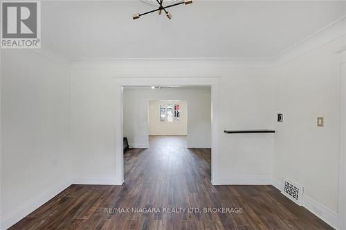 20 Randolph Street, Welland, ON - Indoor Photo Showing Other Room