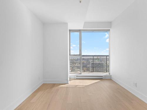 Master bedroom - 3307-720 Rue St-Jacques, Montréal (Ville-Marie), QC - Indoor Photo Showing Other Room