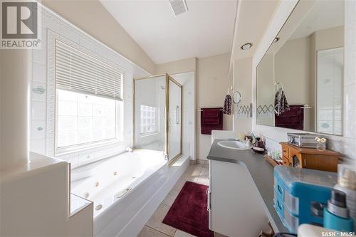 5329 Herald Street, Macklin, SK - Indoor Photo Showing Bathroom