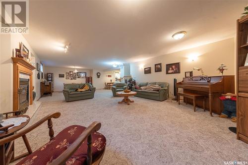 5329 Herald Street, Macklin, SK - Indoor