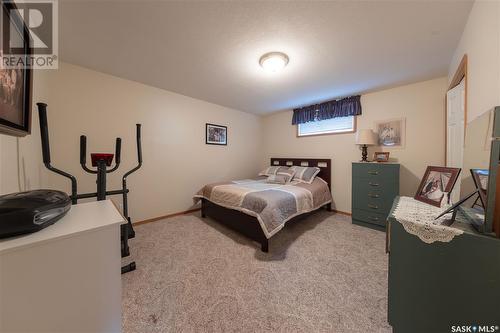 5329 Herald Street, Macklin, SK - Indoor Photo Showing Bedroom