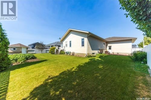 5329 Herald Street, Macklin, SK - Outdoor