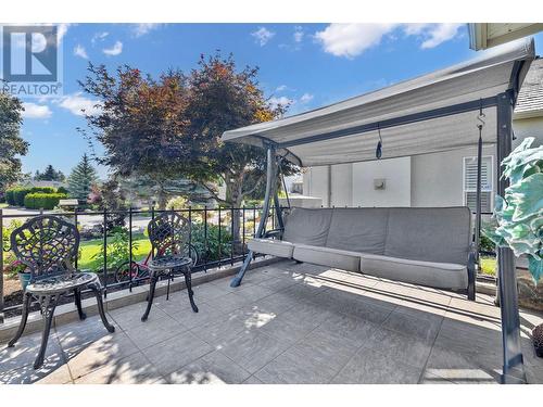 3945 Gallaghers Circle, Kelowna, BC - Outdoor