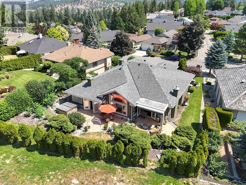 3945 Gallaghers Circle, Kelowna, BC - Outdoor