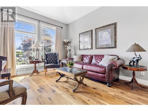 3945 Gallaghers Circle, Kelowna, BC - Indoor Photo Showing Living Room