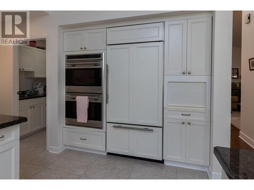 3840 Dejong Crescent, Terrace, BC - Indoor Photo Showing Kitchen