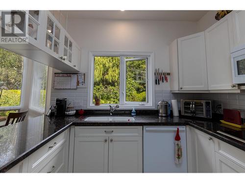 3840 Dejong Crescent, Terrace, BC - Indoor Photo Showing Kitchen