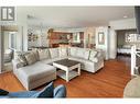 1746 Vineyard Drive, West Kelowna, BC  - Indoor Photo Showing Living Room 