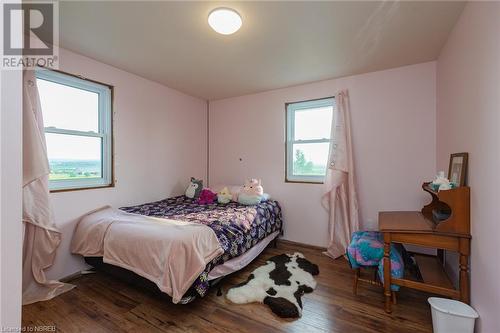 2264 Chiswick Line, Powassan, ON - Indoor Photo Showing Bedroom