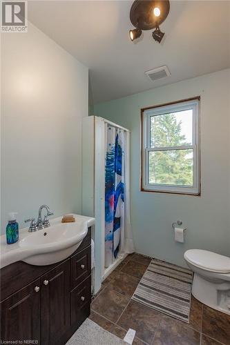 2264 Chiswick Line, Powassan, ON - Indoor Photo Showing Bathroom