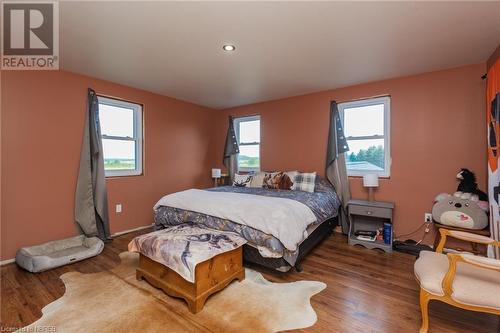 2264 Chiswick Line, Powassan, ON - Indoor Photo Showing Bedroom