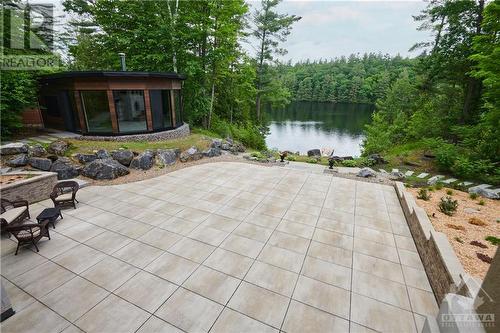 106 Lorlei Drive, Mcnab/Braeside (551 - Mcnab/Braeside Twps), ON - Outdoor With Body Of Water