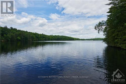 106 Lorlei Drive, Mcnab/Braeside, ON - Outdoor With Body Of Water