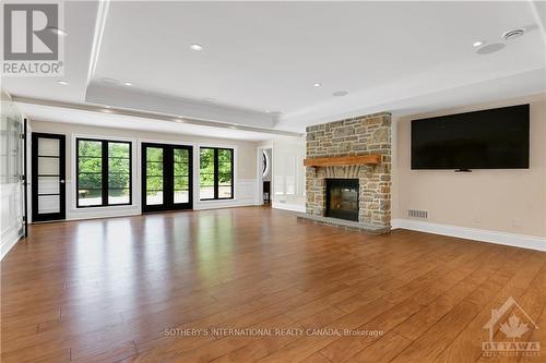 106 Lorlei Drive, Mcnab/Braeside, ON - Indoor Photo Showing Living Room With Fireplace