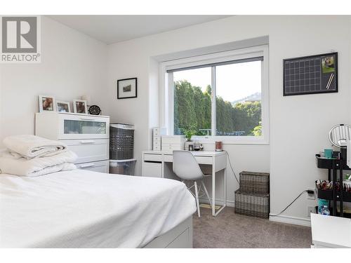 3090 Quail Run Drive, Kelowna, BC - Indoor Photo Showing Bedroom