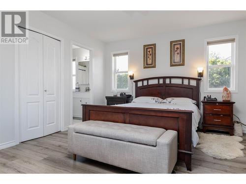 3090 Quail Run Drive, Kelowna, BC - Indoor Photo Showing Bedroom