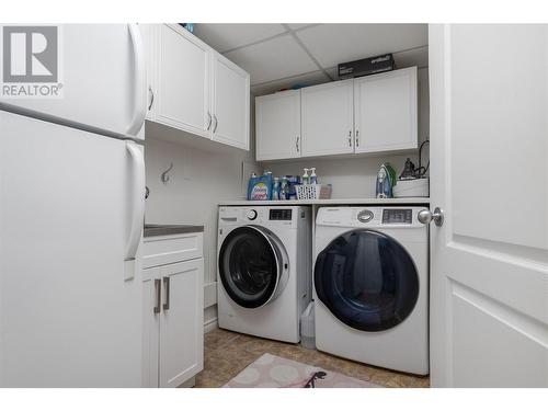 3090 Quail Run Drive, Kelowna, BC - Indoor Photo Showing Laundry Room