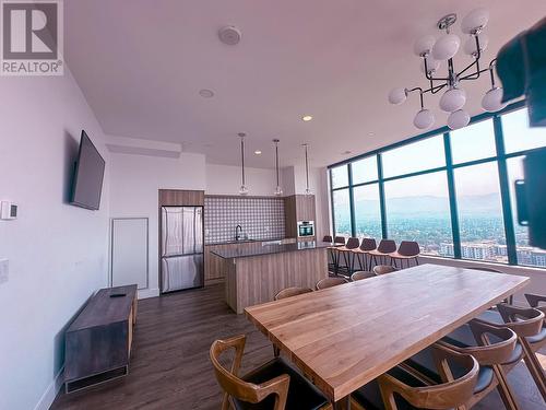 1471 St. Paul Street Unit# 807, Kelowna, BC - Indoor Photo Showing Dining Room