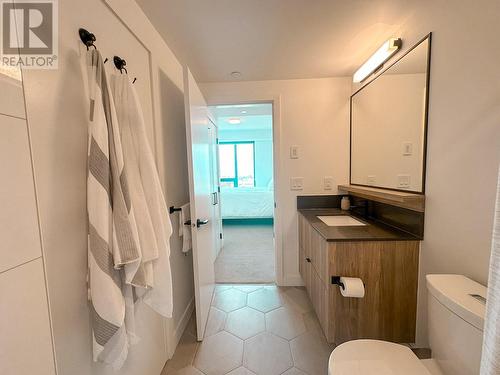 1471 St. Paul Street Unit# 807, Kelowna, BC - Indoor Photo Showing Bathroom