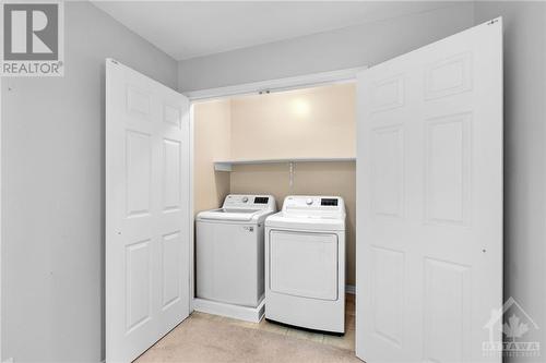 235 Parkrose Private, Ottawa, ON - Indoor Photo Showing Laundry Room