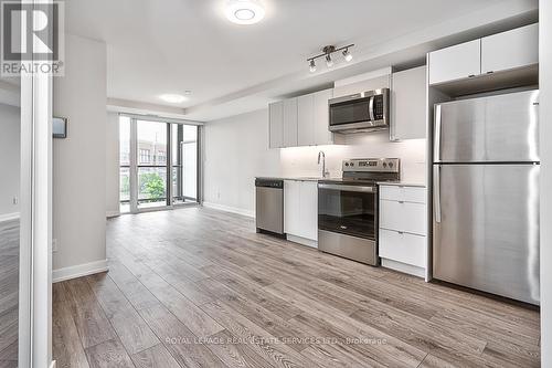 A222 - 3210 Dakota Common, Burlington (Alton), ON - Indoor Photo Showing Kitchen With Stainless Steel Kitchen